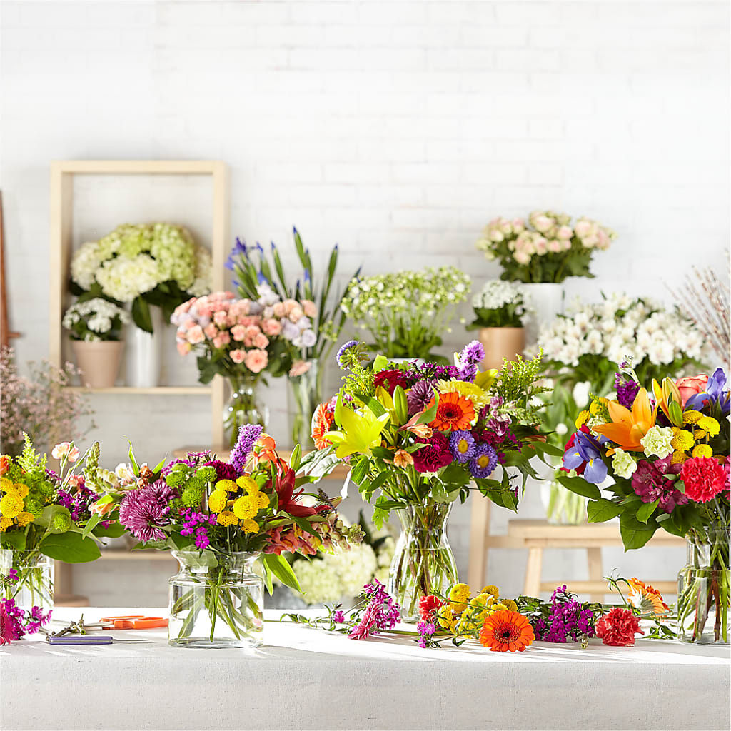 Bold & Bright – A Florist Original – FLEUR D'AMOUR, Huntersville NC