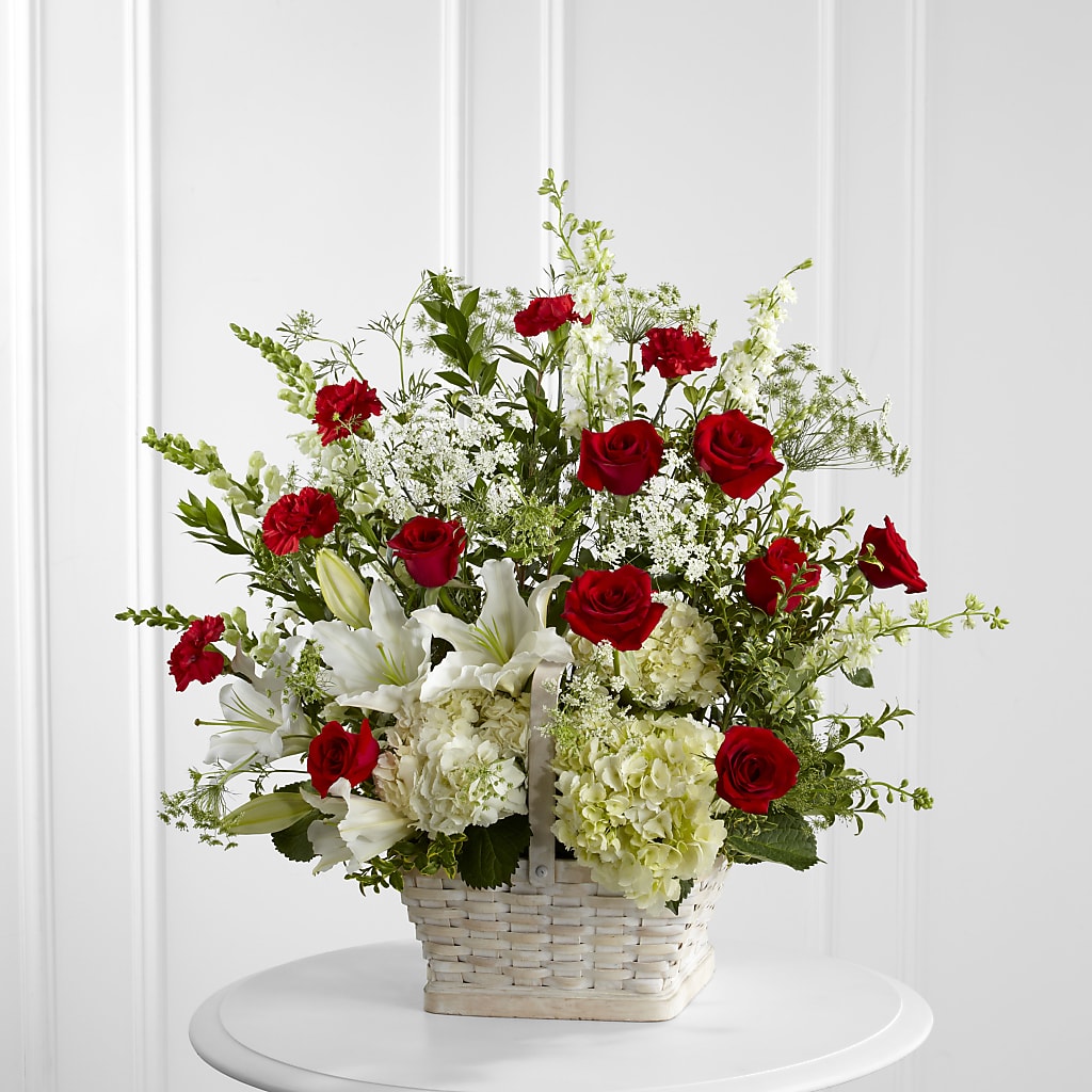 In Loving Memory Arrangement – FLEUR D'AMOUR, Huntersville NC