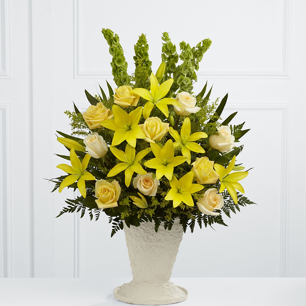 Golden Memories Arrangement – FLEUR D'AMOUR, Huntersville NC