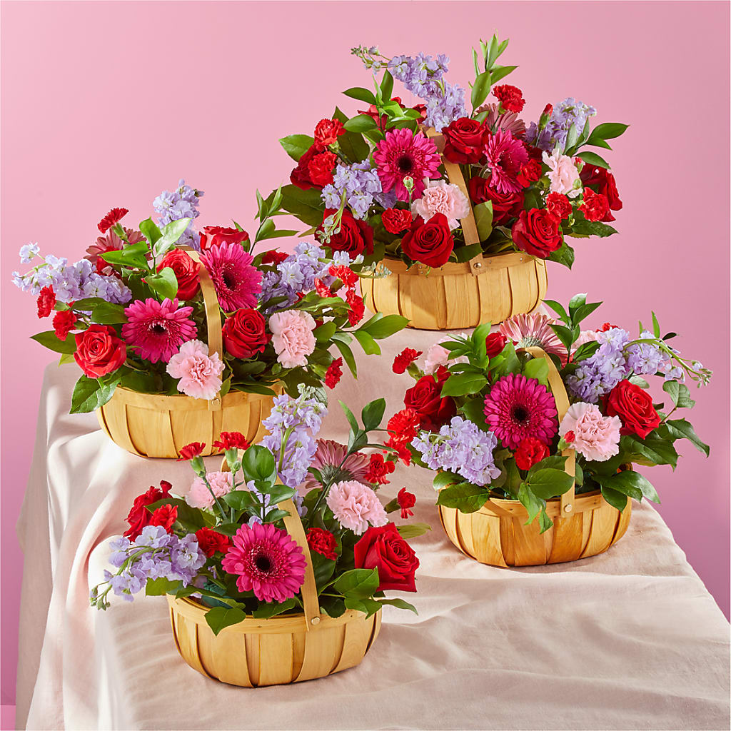 Pink Picnic Basket – FLEUR D'AMOUR, Huntersville NC
