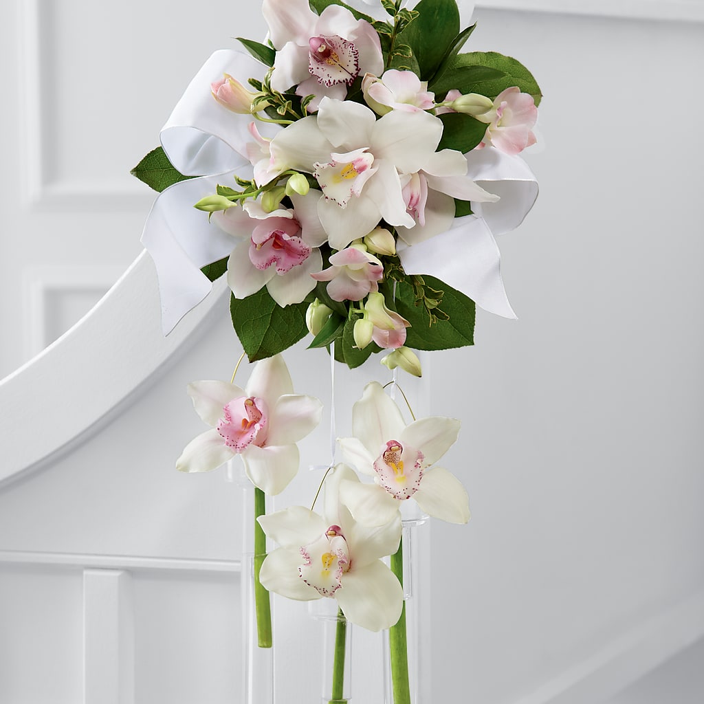 Perfect Entrance Pew Arrangement – FLEUR D'AMOUR, Huntersville NC