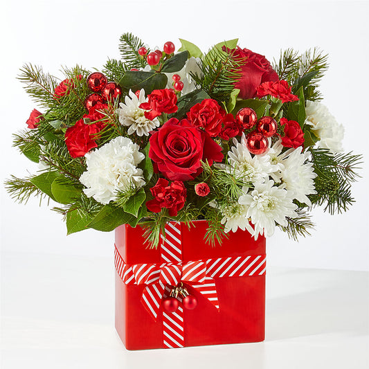 Presents Under the Tree Bouquet – FLEUR D'AMOUR, Huntersville NC