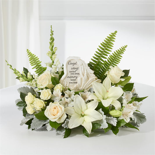 Holding You Close Arrangement – FLEUR D'AMOUR, Huntersville NC