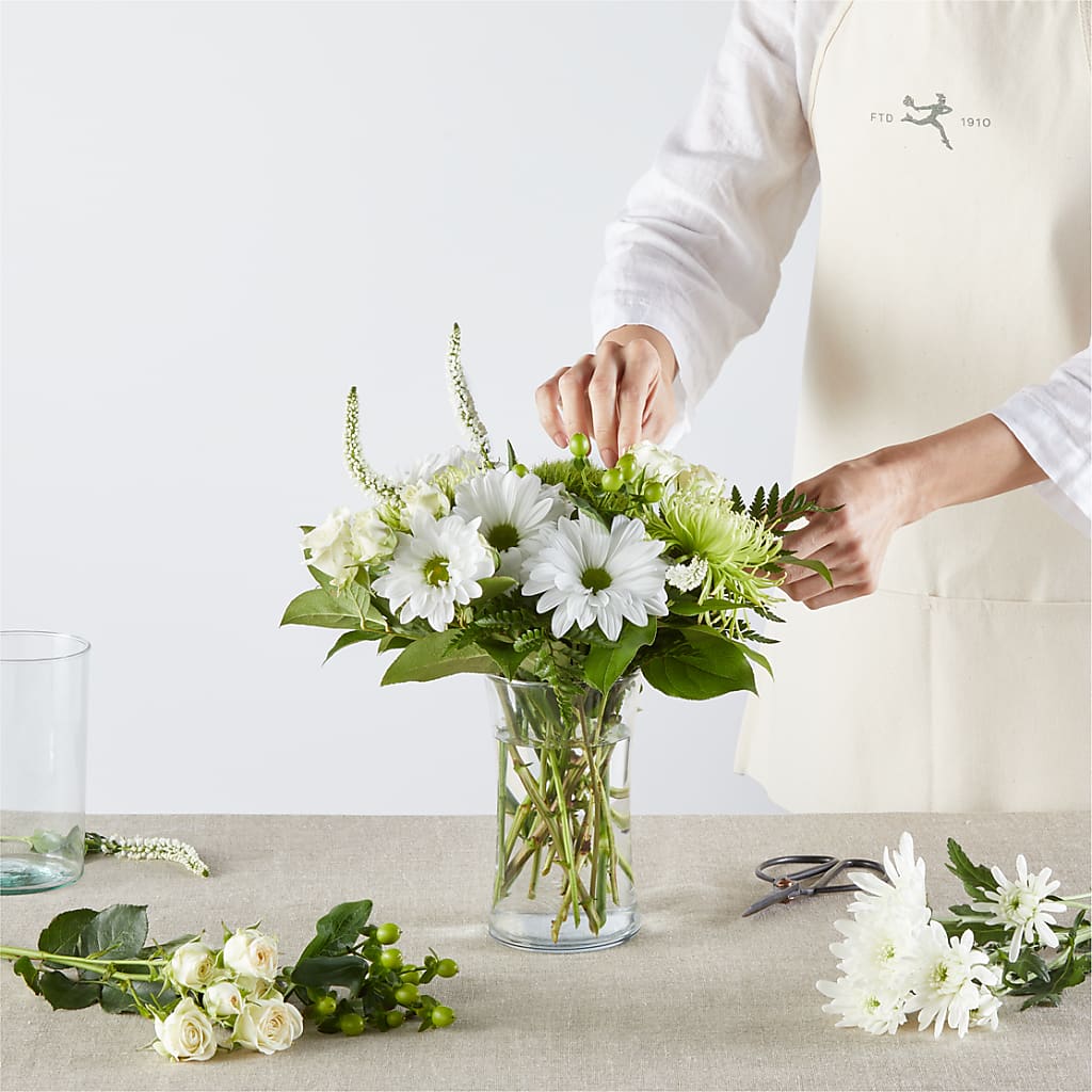 Irish Garden - A Florist Original – FLEUR D'AMOUR, Huntersville NC