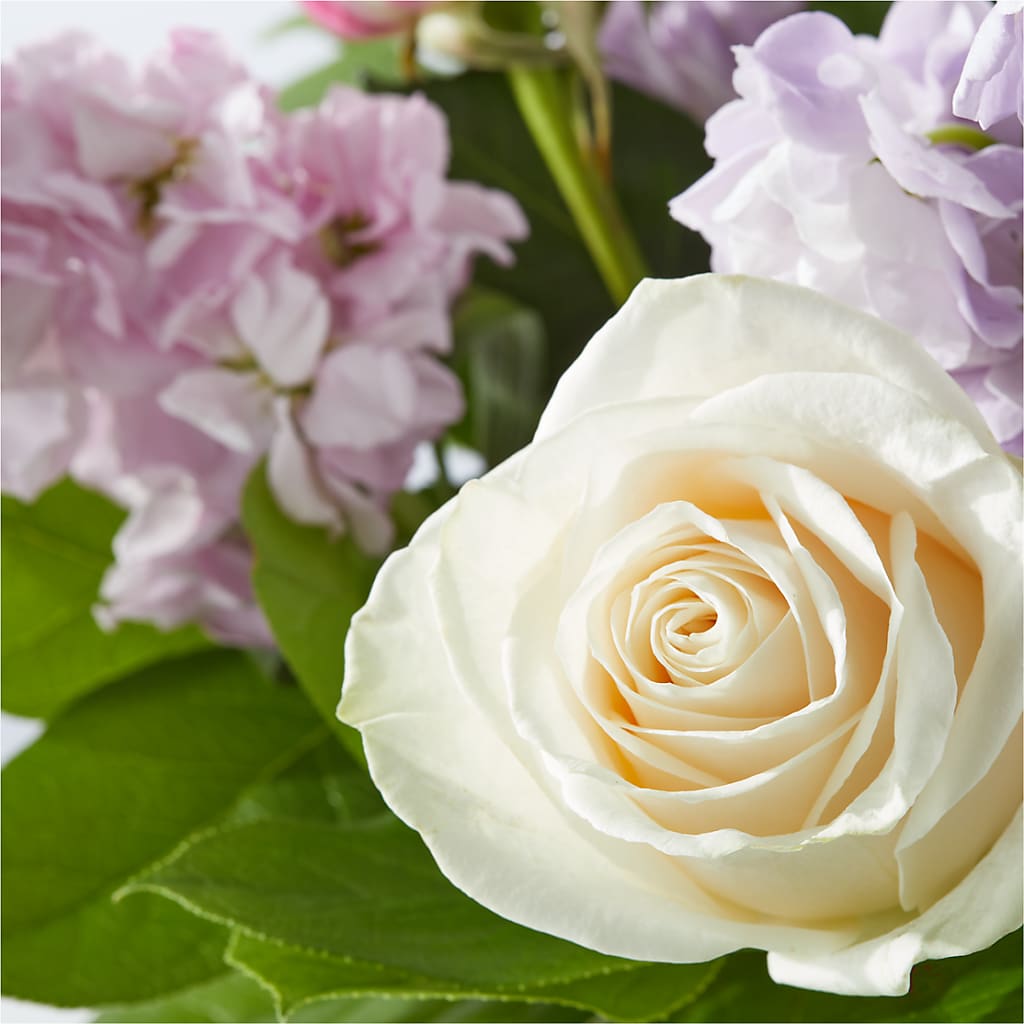 Springtime Spritz Bouquet – FLEUR D'AMOUR, Huntersville NC