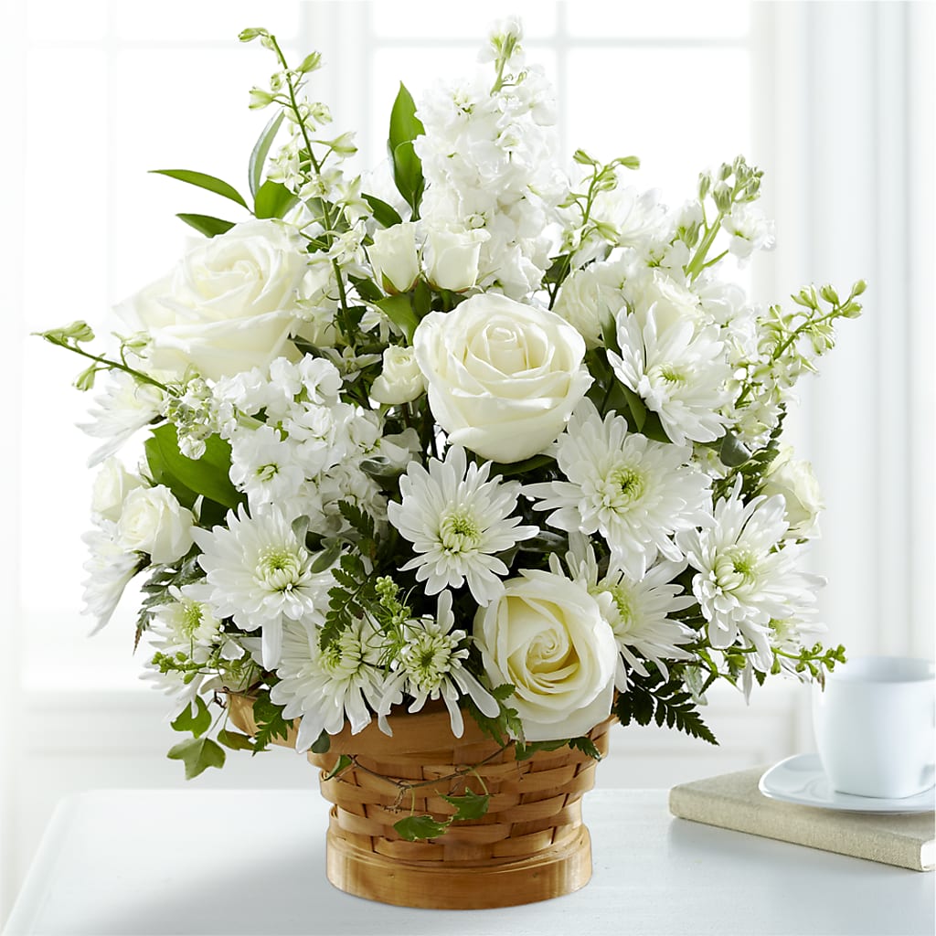 Heartfelt Condolences Arrangement – FLEUR D'AMOUR, Huntersville NC