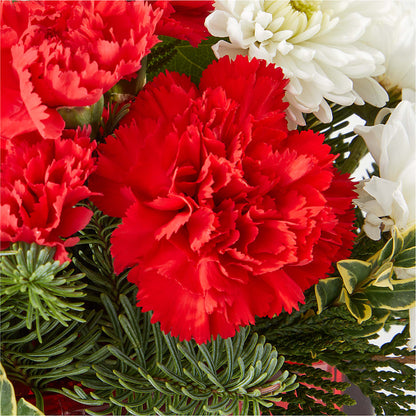 Christmas Market Bouquet – FLEUR D'AMOUR, Huntersville NC